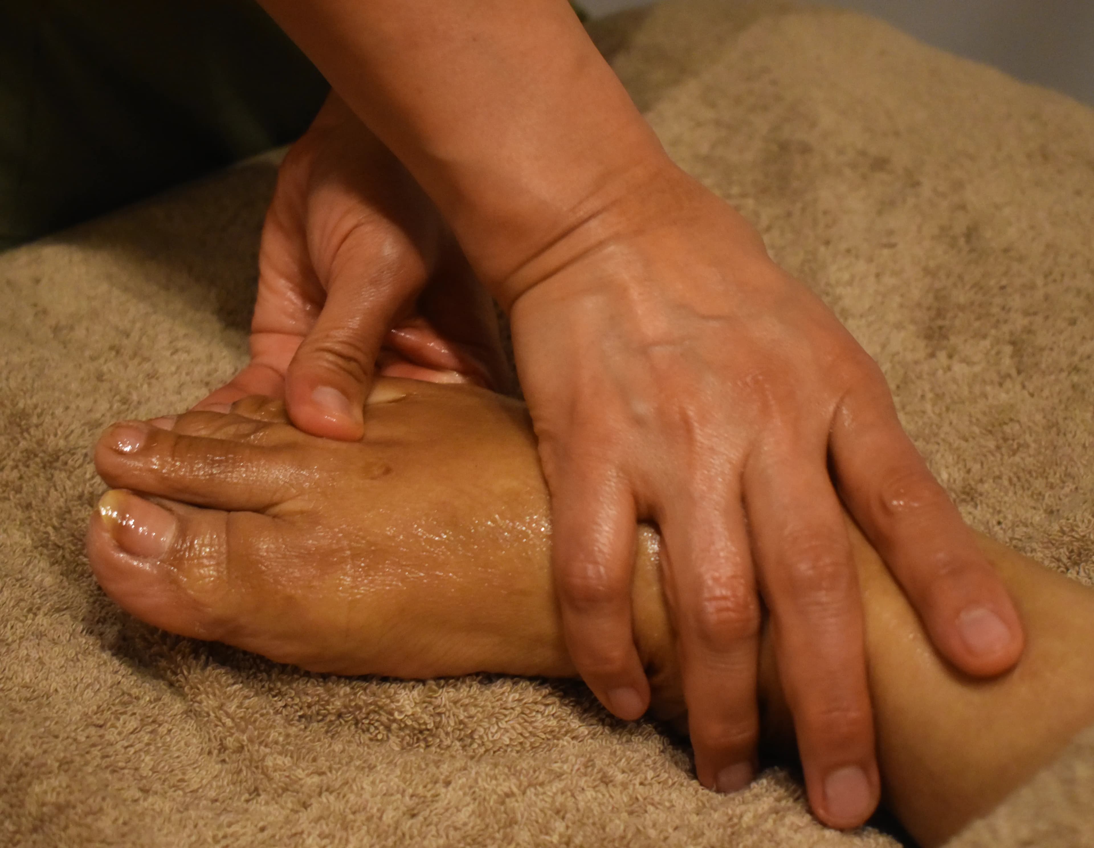 Thai Foot Massage thumbnail 3
